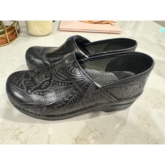 Dansko Black Leather Professional Clogs Size 39 (US 9) – Comfort Work Shoes - Picture 3 of 6